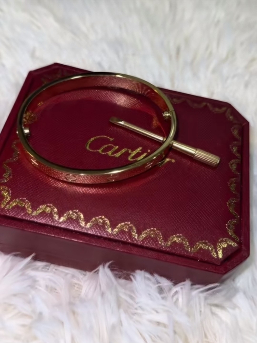 Bracelet